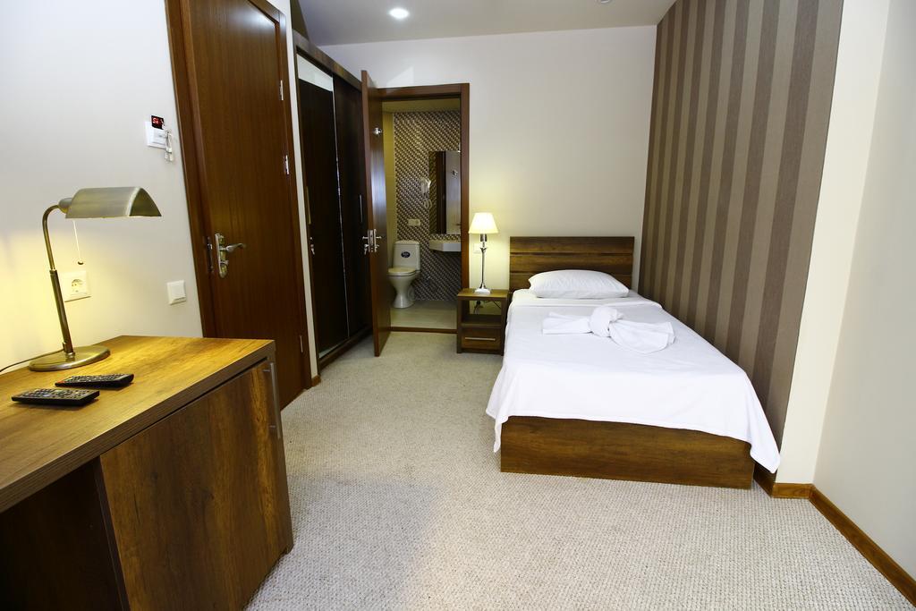 Sani Hotel Tiflis Dış mekan fotoğraf